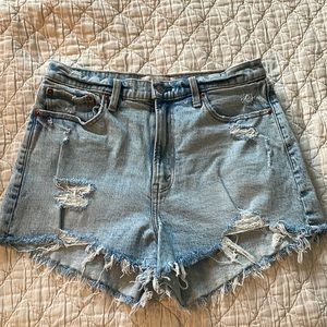 Abercrombie & Fitch mom shorts
